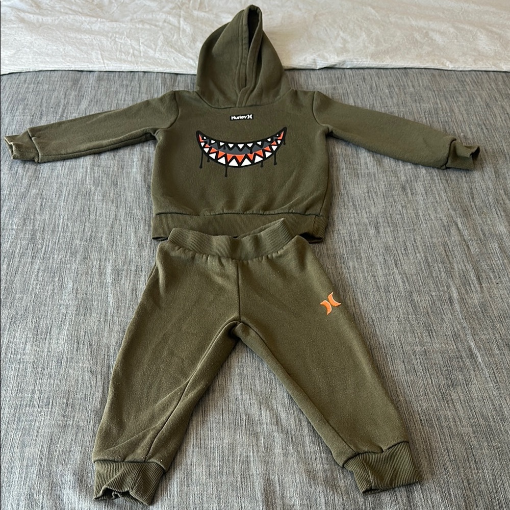 Hurley | Toddler Green Monster Hoodie & Joggers (2T)